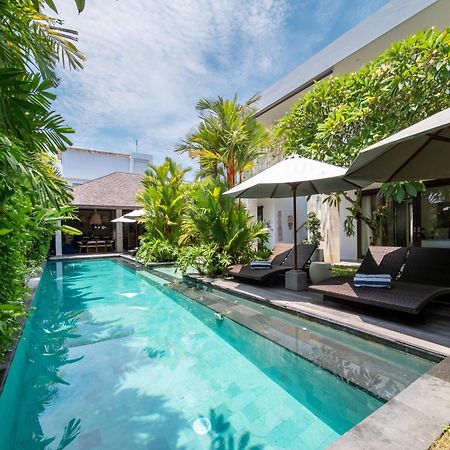 Villa Nikaia By Villa Finder Seminyak Extérieur photo